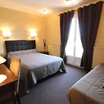 Le Valaurie 2* Saint-Nazaire (Gard)