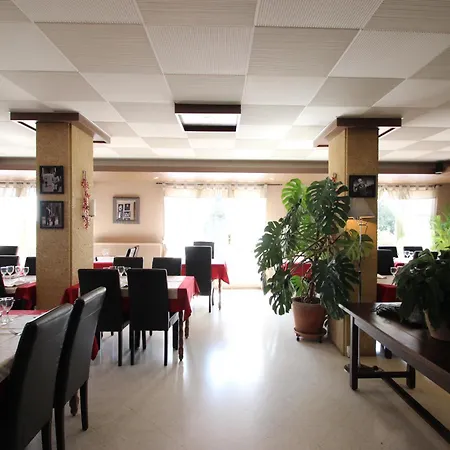 Le Valaurie Hotel