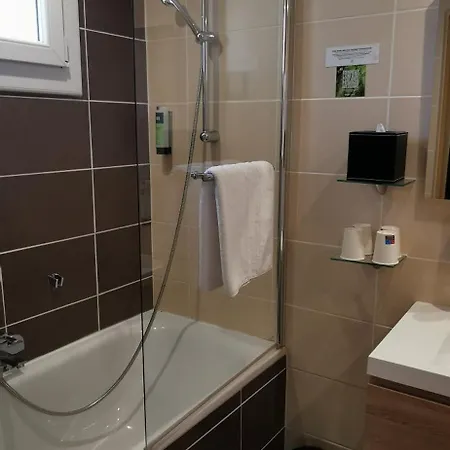 Hotel Le Valaurie Saint-Nazaire (Gard)