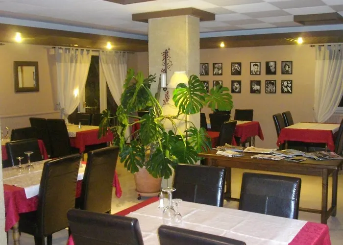 Le Valaurie Hotel 2*